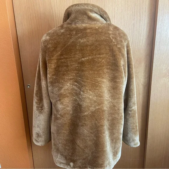 Wild Fable Faux Fur Coat - Picture 6 of 11